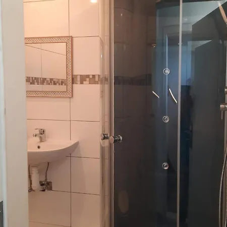 Mittelpunkt * Schortens